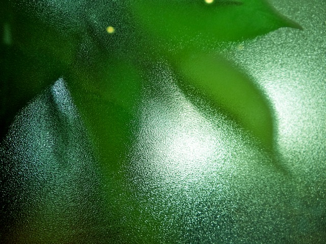 M09